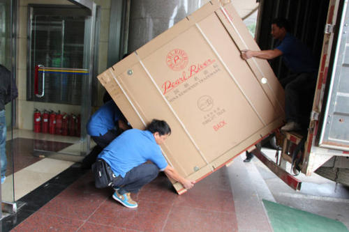 喀什钢琴贵重工艺品无忧运